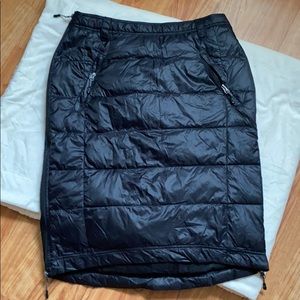 Puffer snow skirt